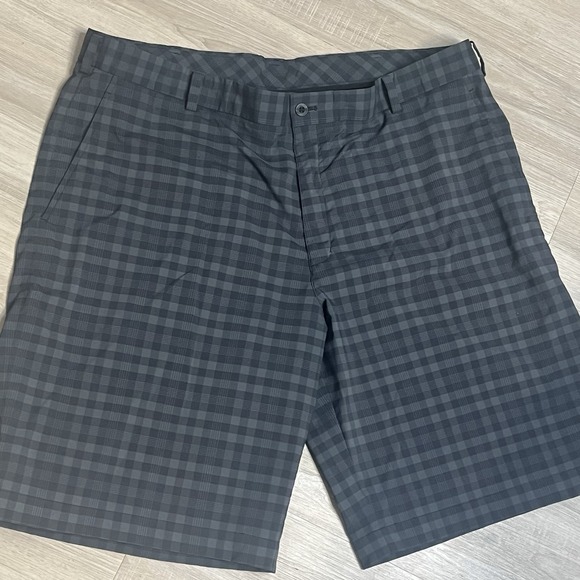 Nike Other - Nike Golf Shorts Mens Size 40 Gray Plaid Flat Front Stretch Chino 452712-010